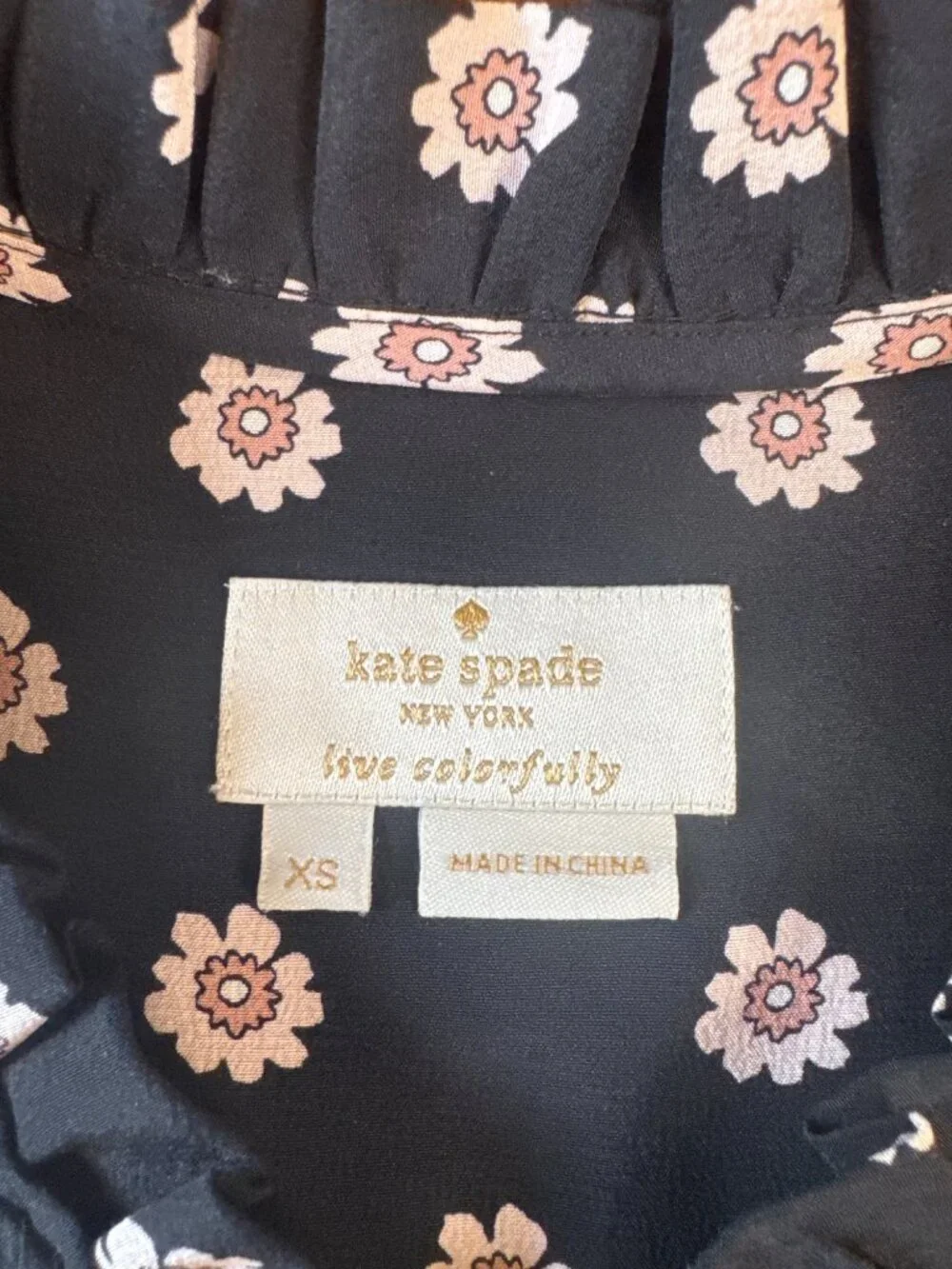 Kate Spade Live Colorfully XS Black Polka Dot Silk Sleeveless Blouse Pleated Pre - Picture 2 of 6